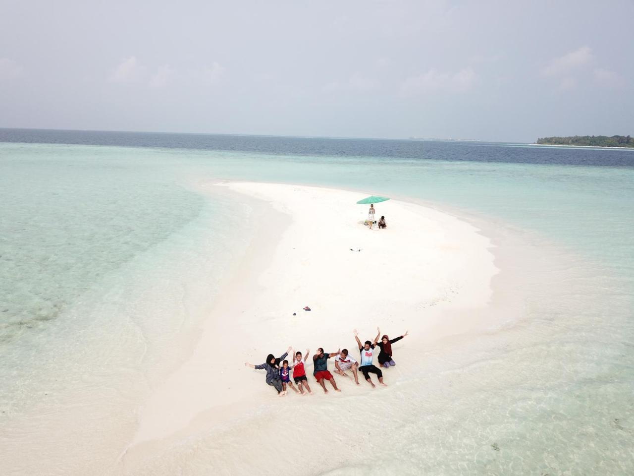 Отель Narnia Maldives Маафуши Экстерьер фото